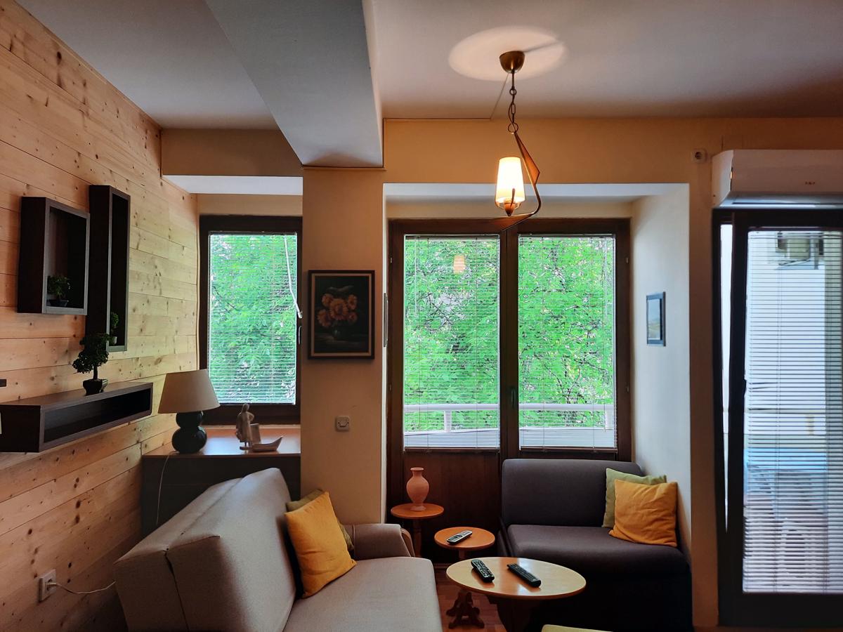 Luccia Apartments-Very Central Cozy Condo photo 3