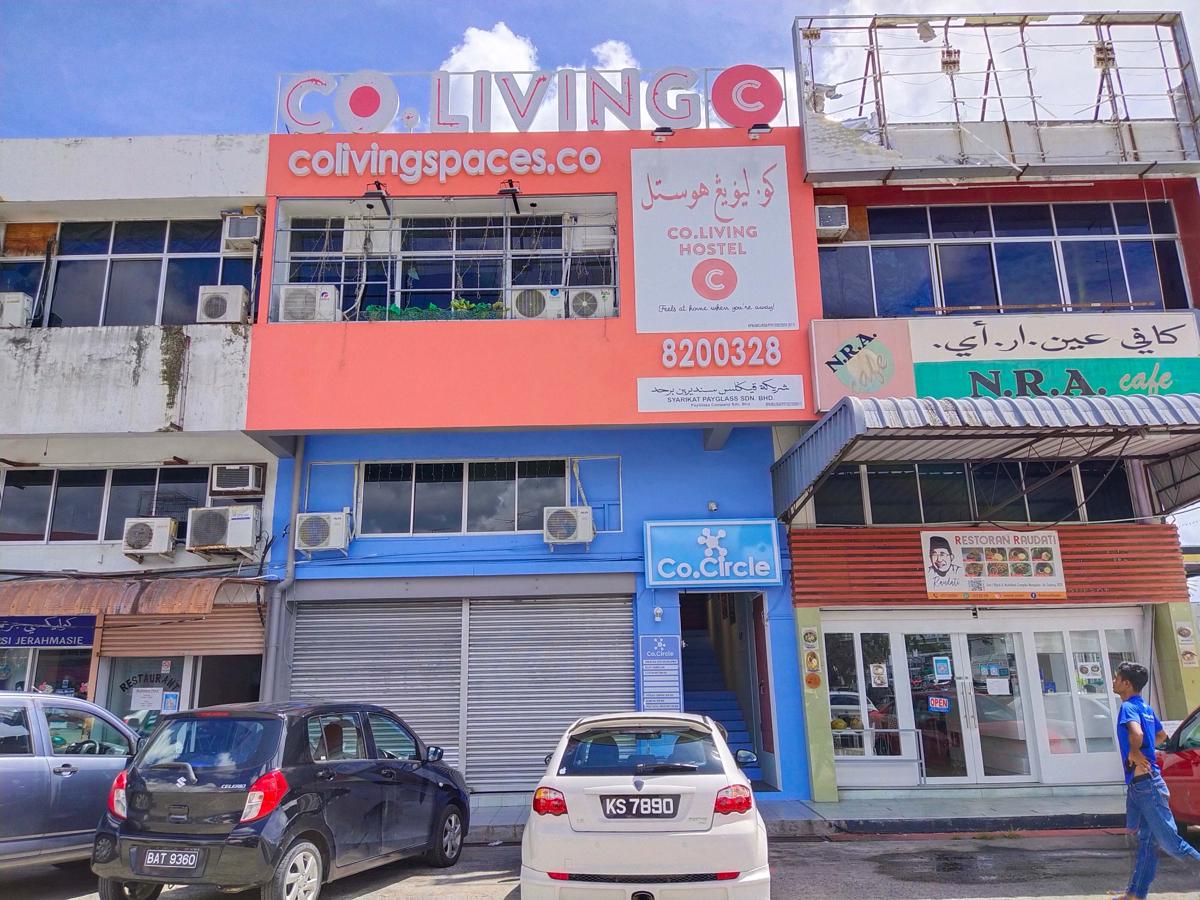 Co.Living Hostel Menglait photo 1