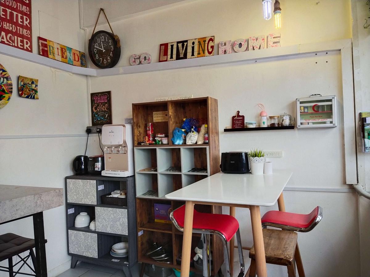 Co.Living Hostel Menglait photo 4