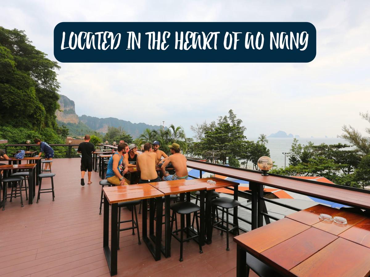 Balcony Party Hostel Ao Nang Beachfront (18-40) photo 4