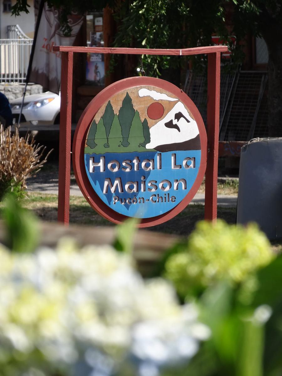 Hostal La Maison photo 1