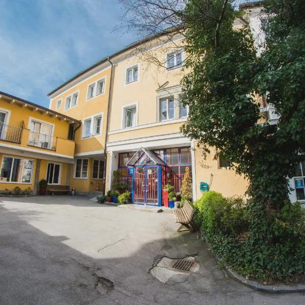 Yoho International Youth Hostel Salzburg photo 5