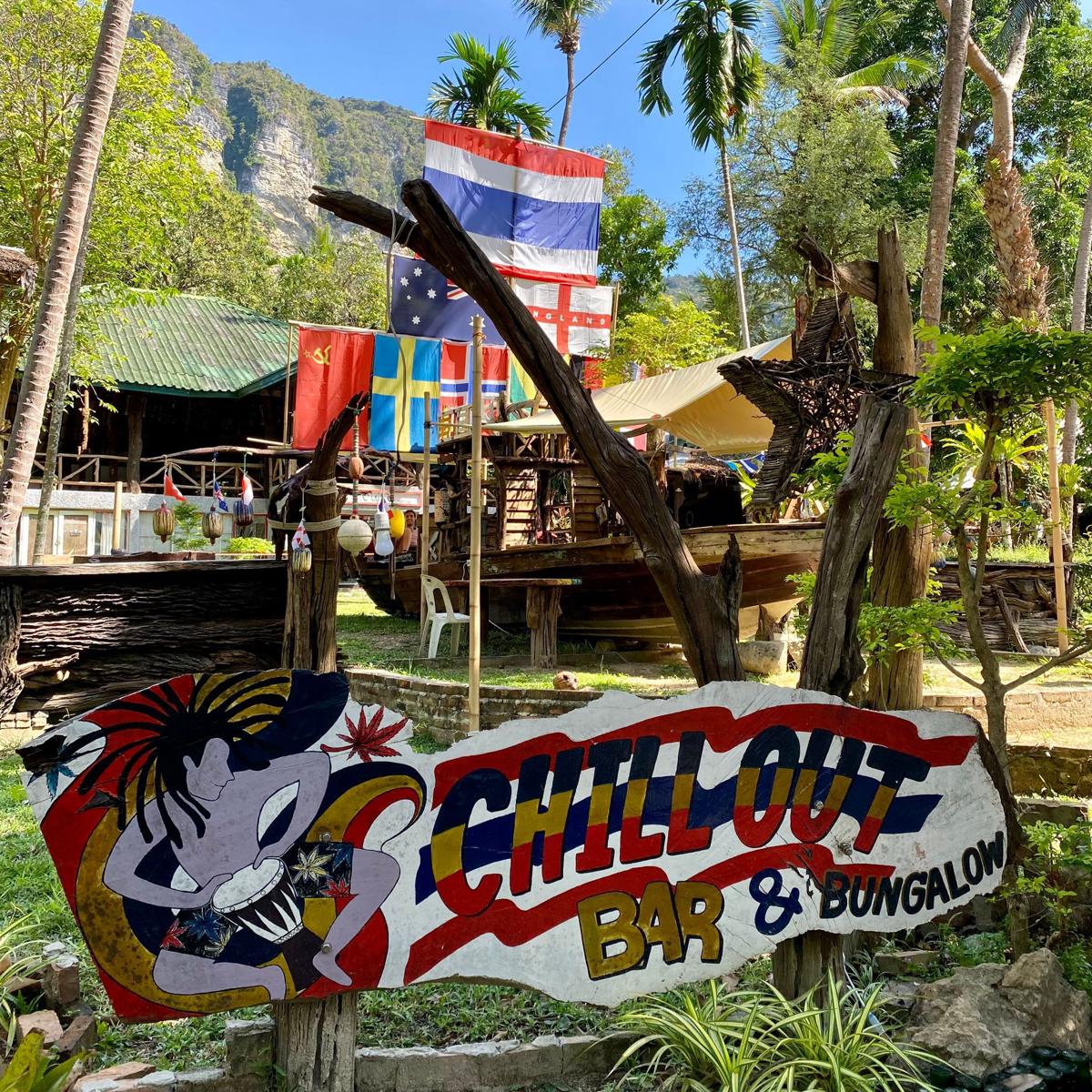 Chill Out Bar and Bungalows Tonsai Beach photo 1
