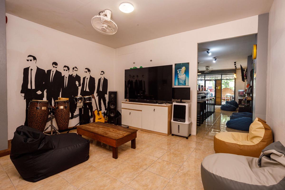 Amazing Backpackers Hostel AoNang photo 2