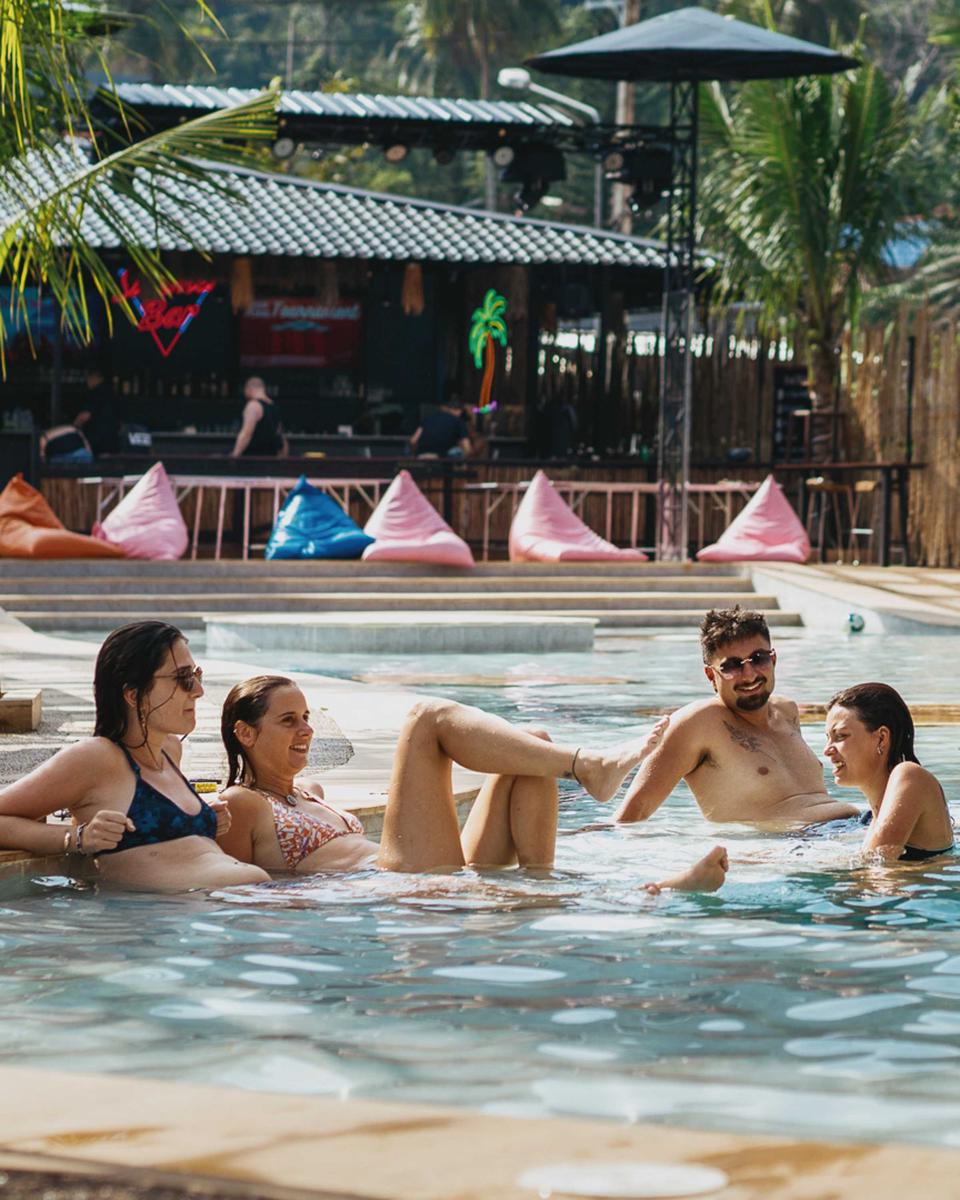 Summer Club and Hostel Ao Nang photo 2