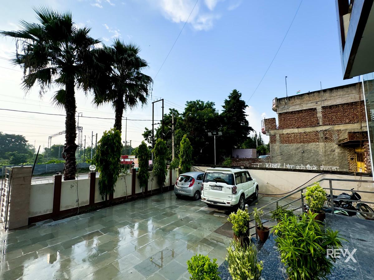 Hotel Vrinda Sarovar photo 3