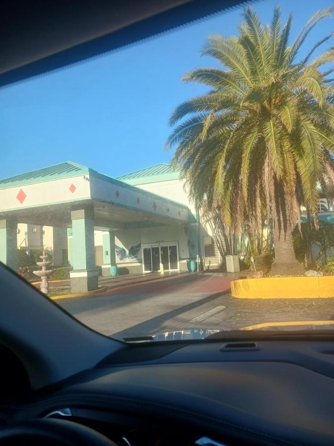 Bposhtels Orlando Florida Mall photo 6