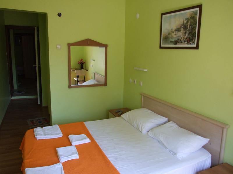 Camel Pension and Apartments photo 2