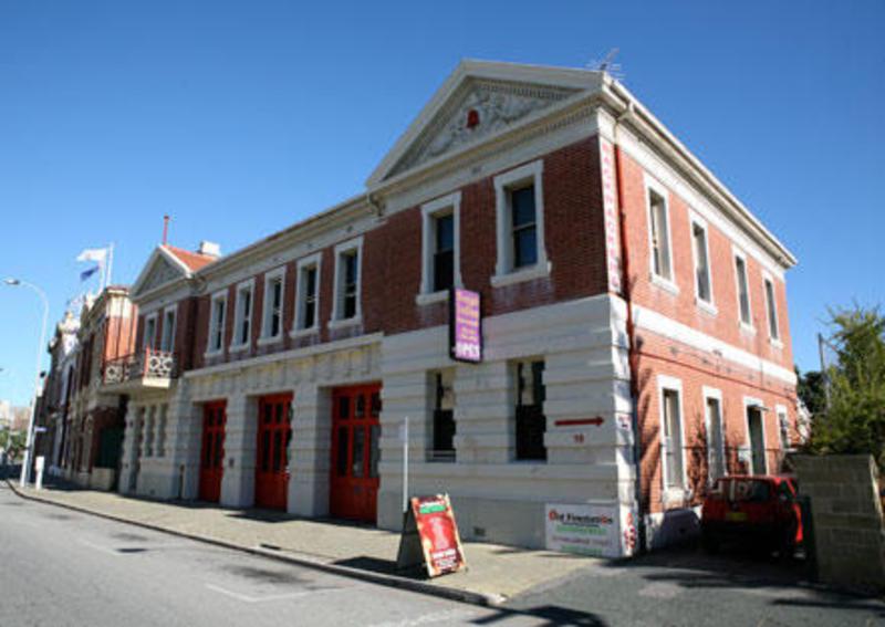 Fremantle Old Fire Station Hostel photo 6