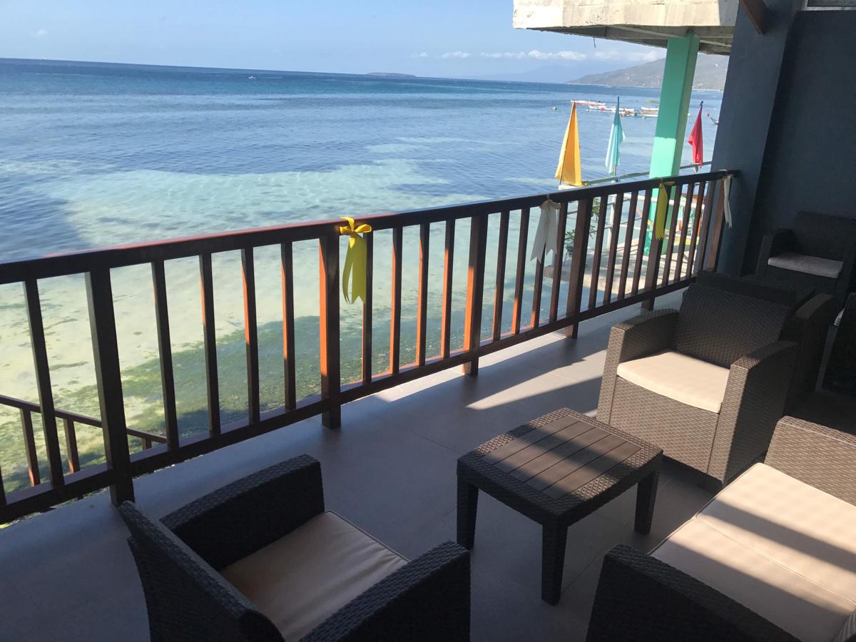 Babylon Oslob Coast Guesthouse photo 1