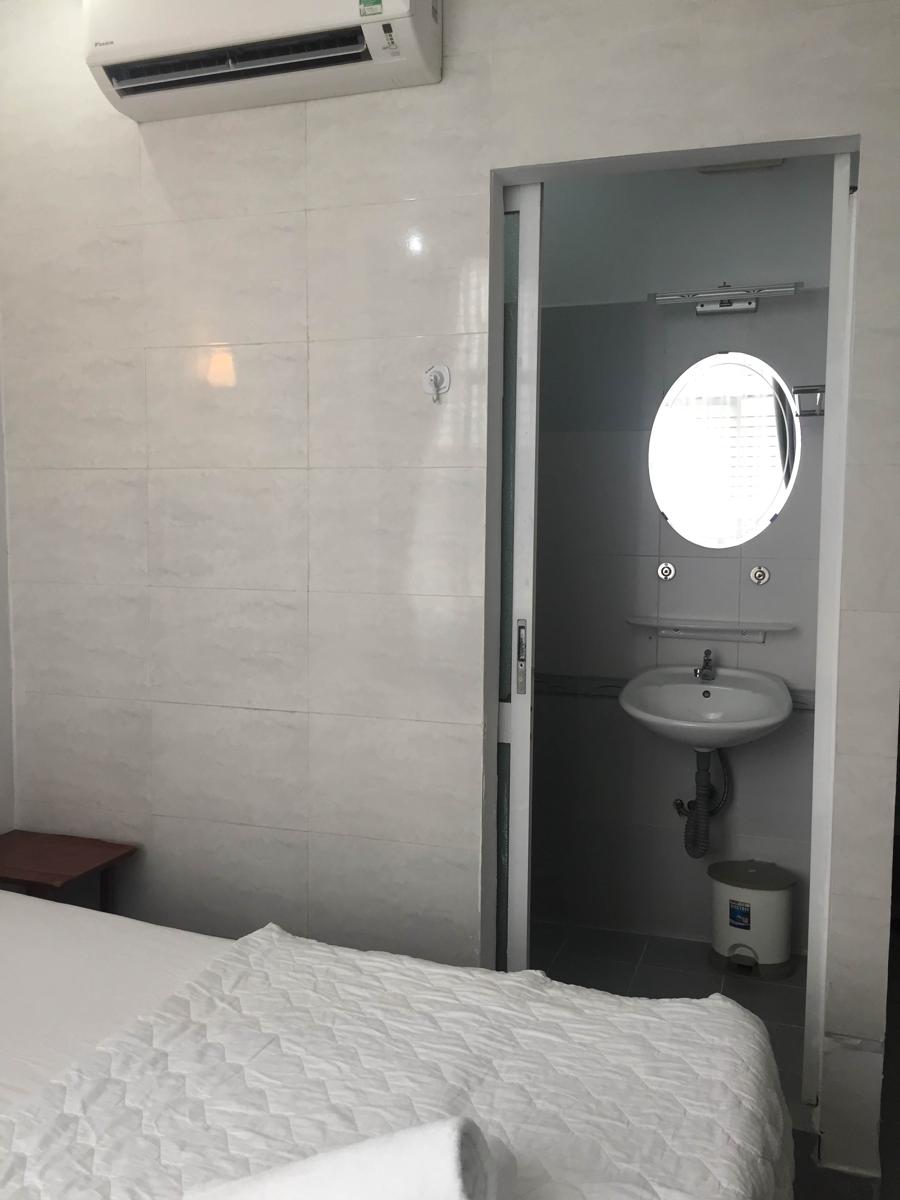 Vy Khanh Guesthouse photo 3