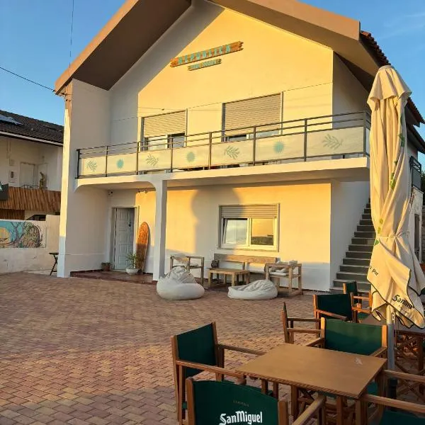 Hospedium Hostel Republica Surf House photo 5