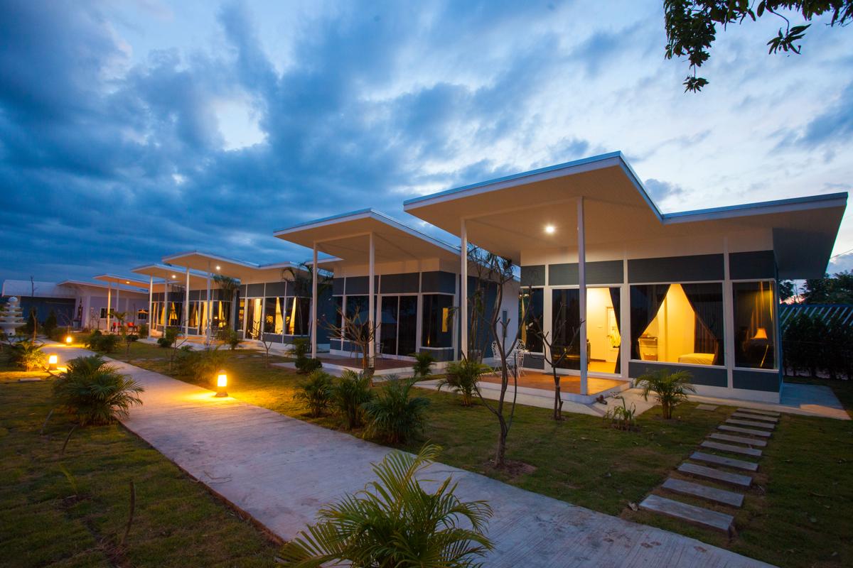 Bluemoon Riverside Resort Ubon Ratchathani photo 4