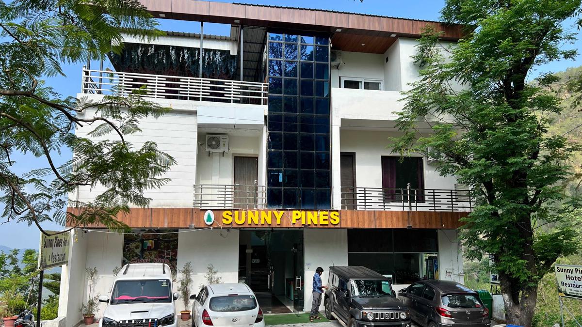 Sunny Pines Resort photo 1