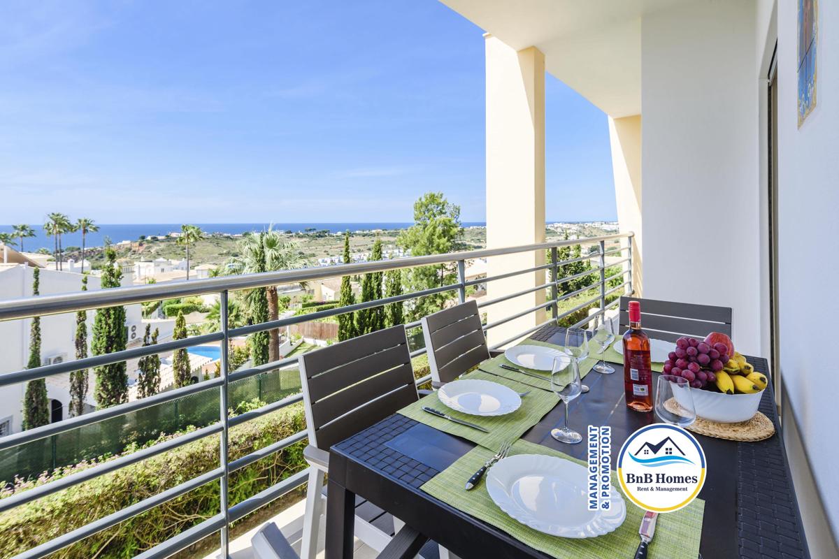 Albufeira Ocean Apartment with sunbathing Terrace photo 2