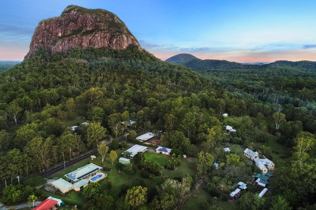 Glasshouse Mountains Ecolodge photo 1