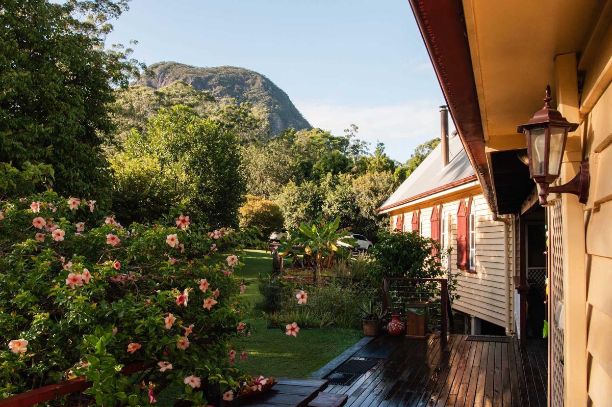 Glasshouse Mountains Ecolodge photo 2