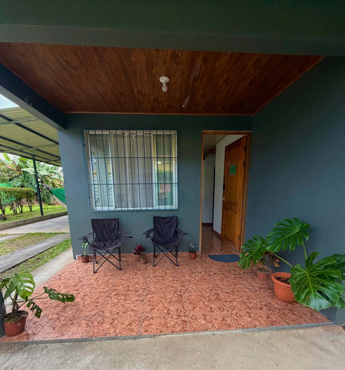 Arenal Aura Hostel photo 1