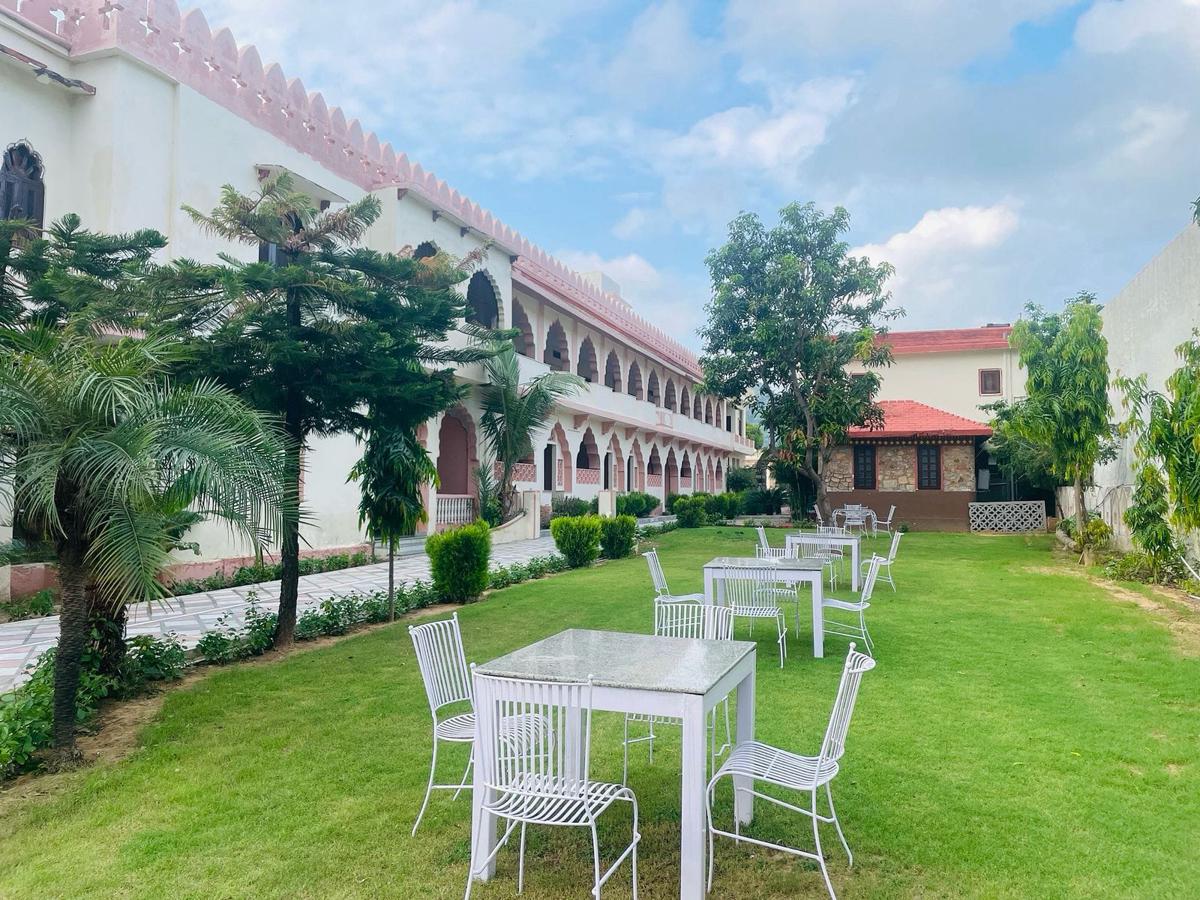 Sajjan Bagh Resort photo 1