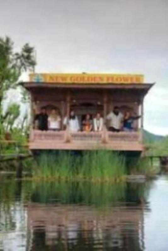 Houseboat New Golden Flower photo 5