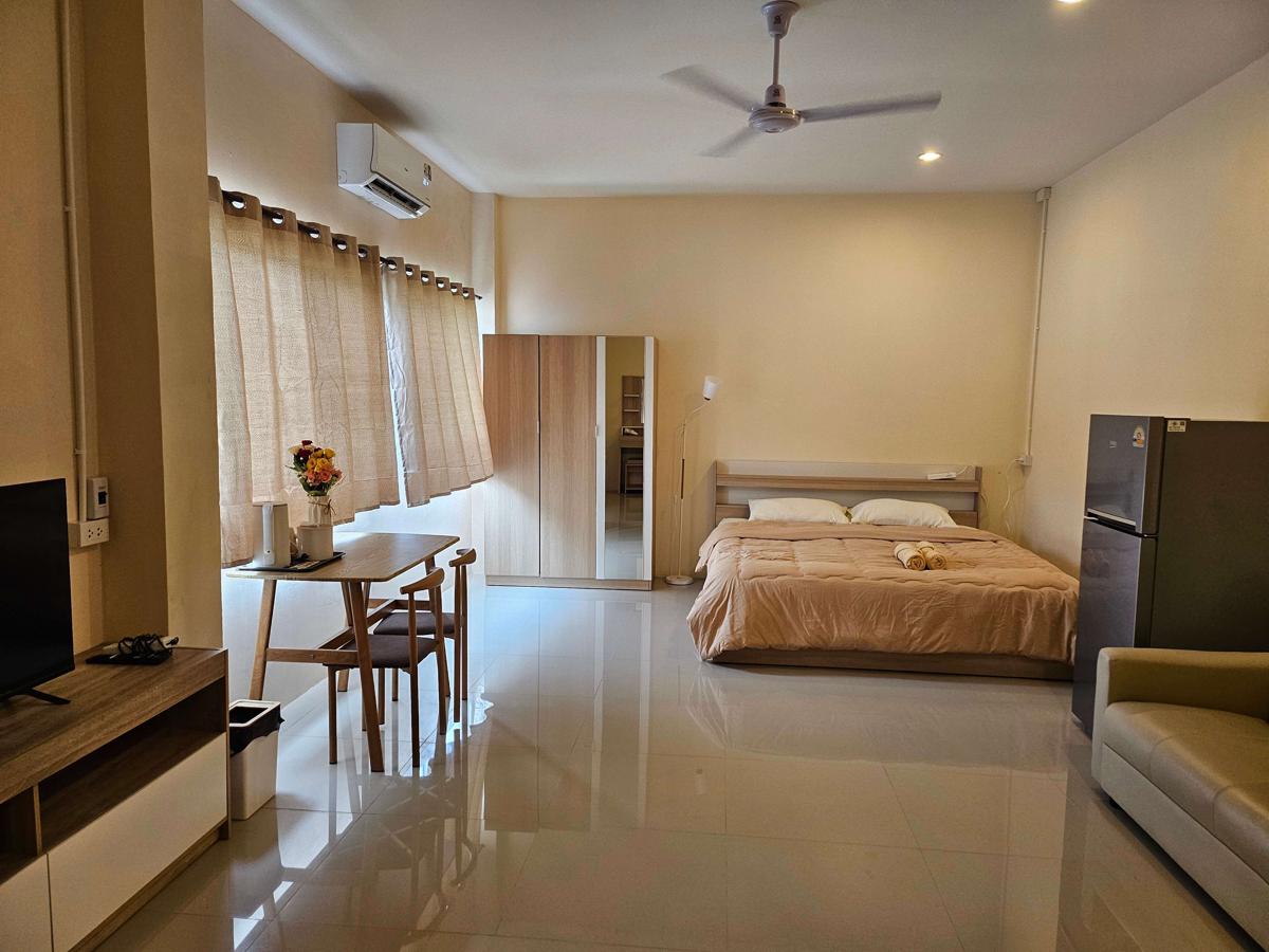 SKYPEARL Guesthouse & Café photo 1