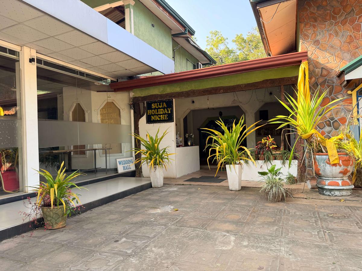 Suja Holiday Hostel photo 2