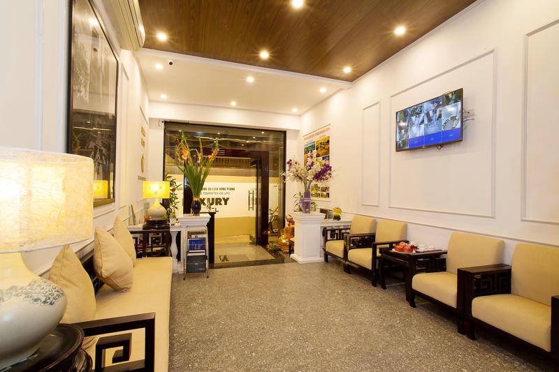 Luxury Hotel photo 1