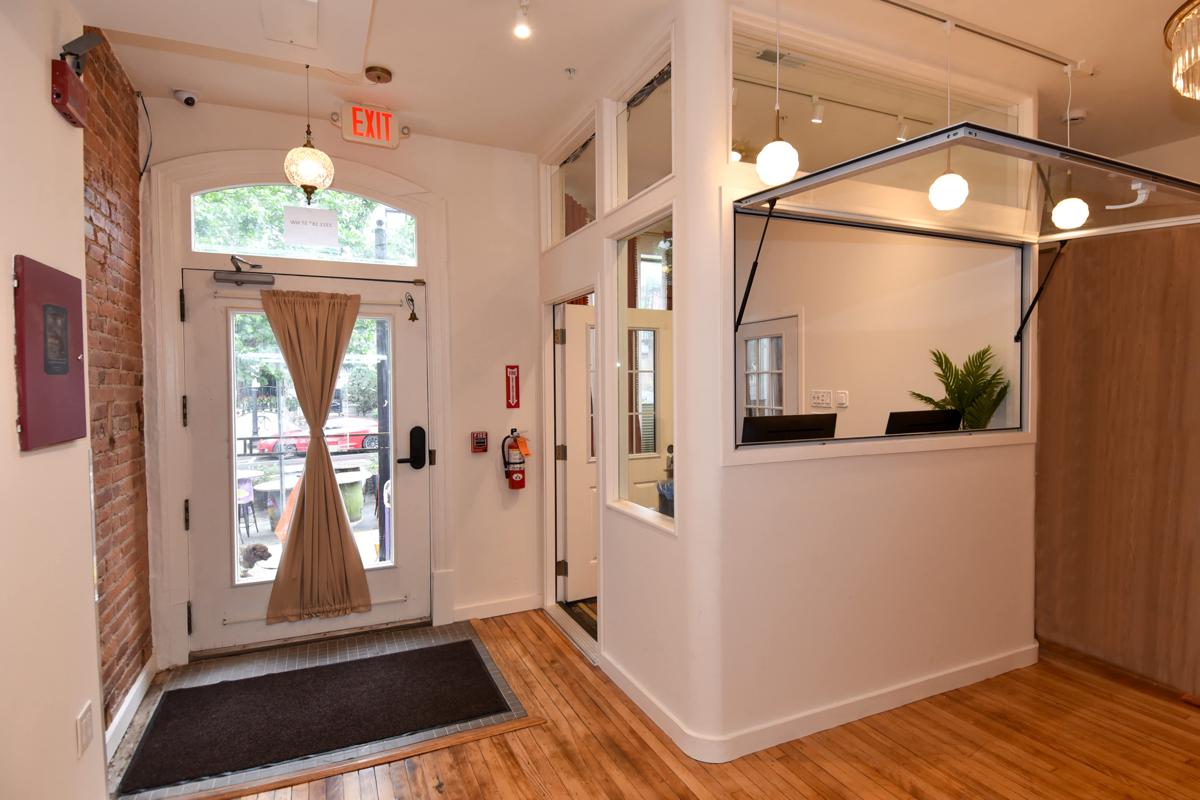 Caravan Hostel DC photo 4