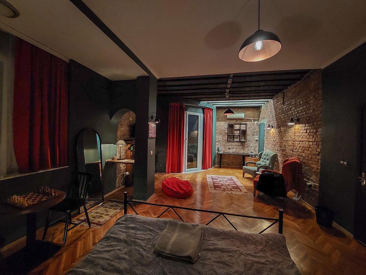Prishtina Center Hostel & Apartments photo 3