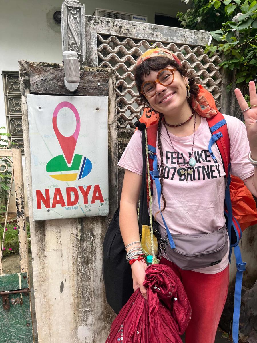 Nadya Female & Family Hostel photo 1