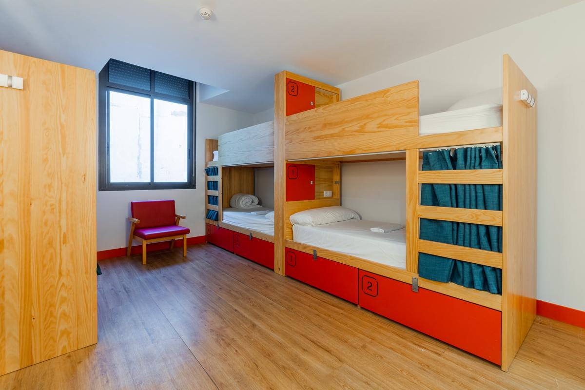 Ok Hostel Madrid photo 2