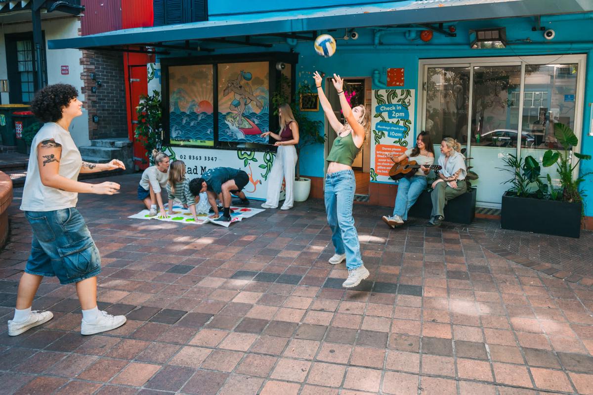 Mad Monkey Potts Point photo 2