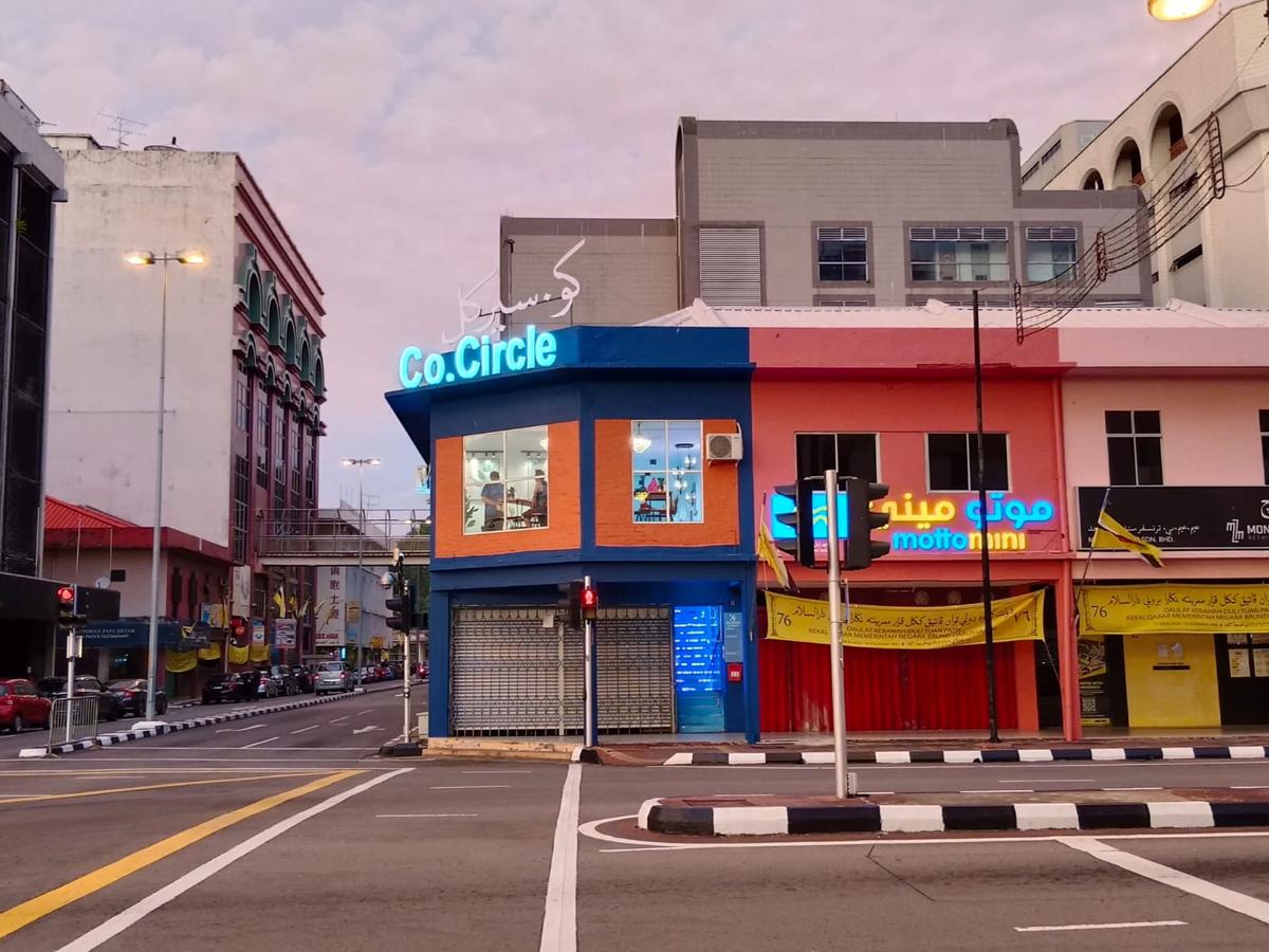 Co.Living Hostel Bandar photo 1