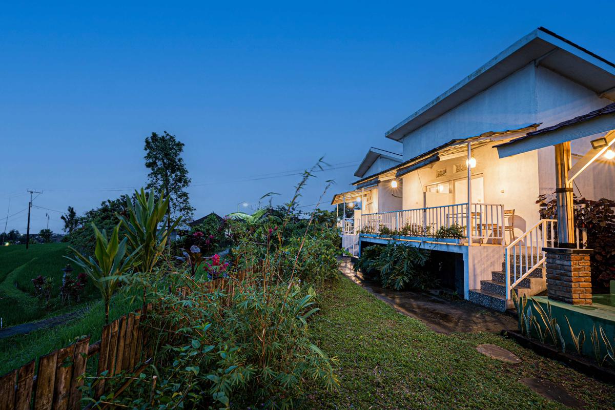 Santya Loka Lodge & Twin Waterfall photo 1