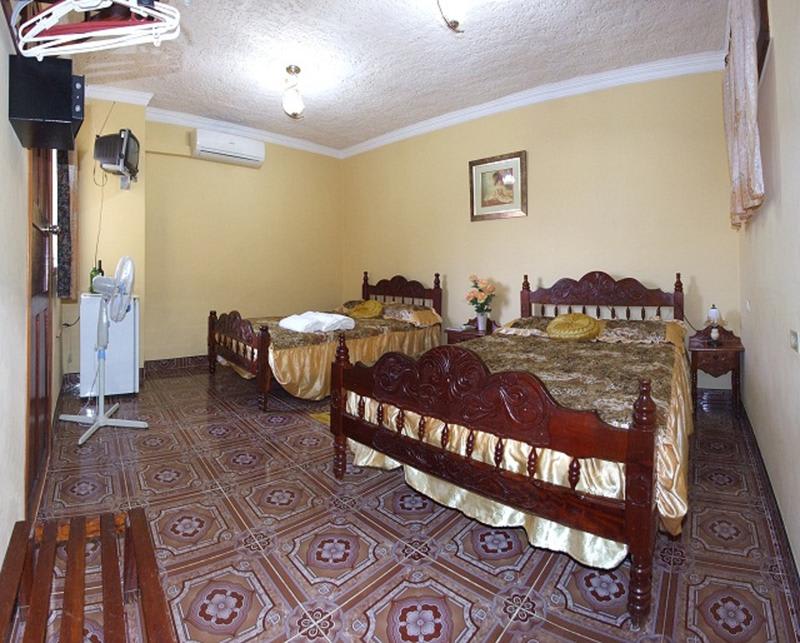 Hostal Dr Suarez y Sra Addys photo 1