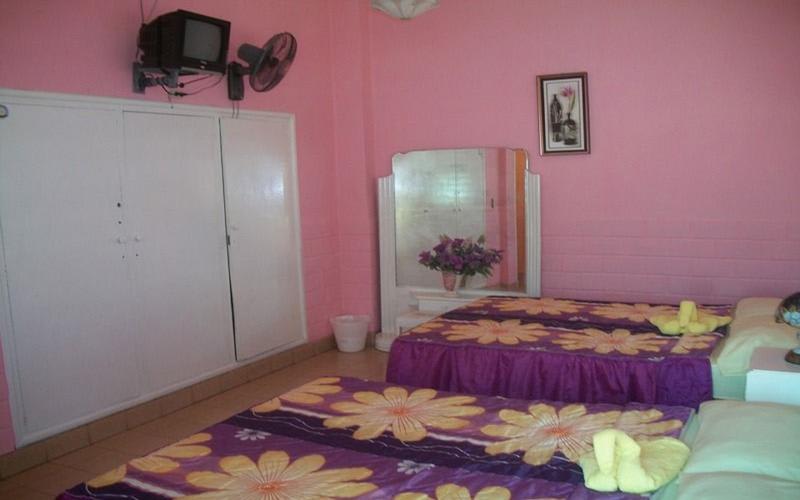 Hostal La Caridad photo 2