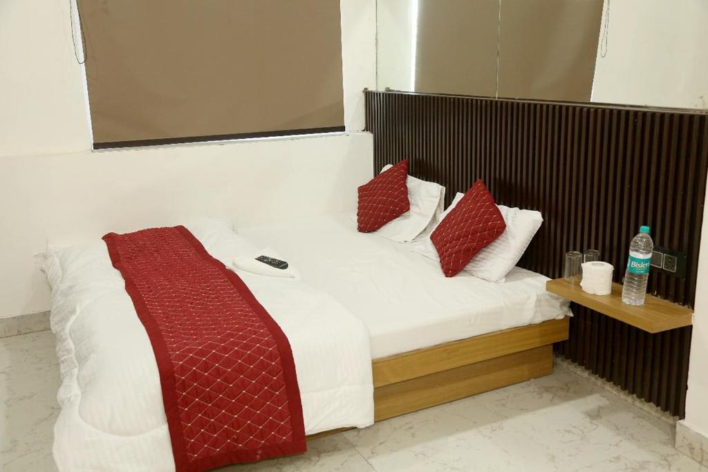 Hotel A-10 International photo 4