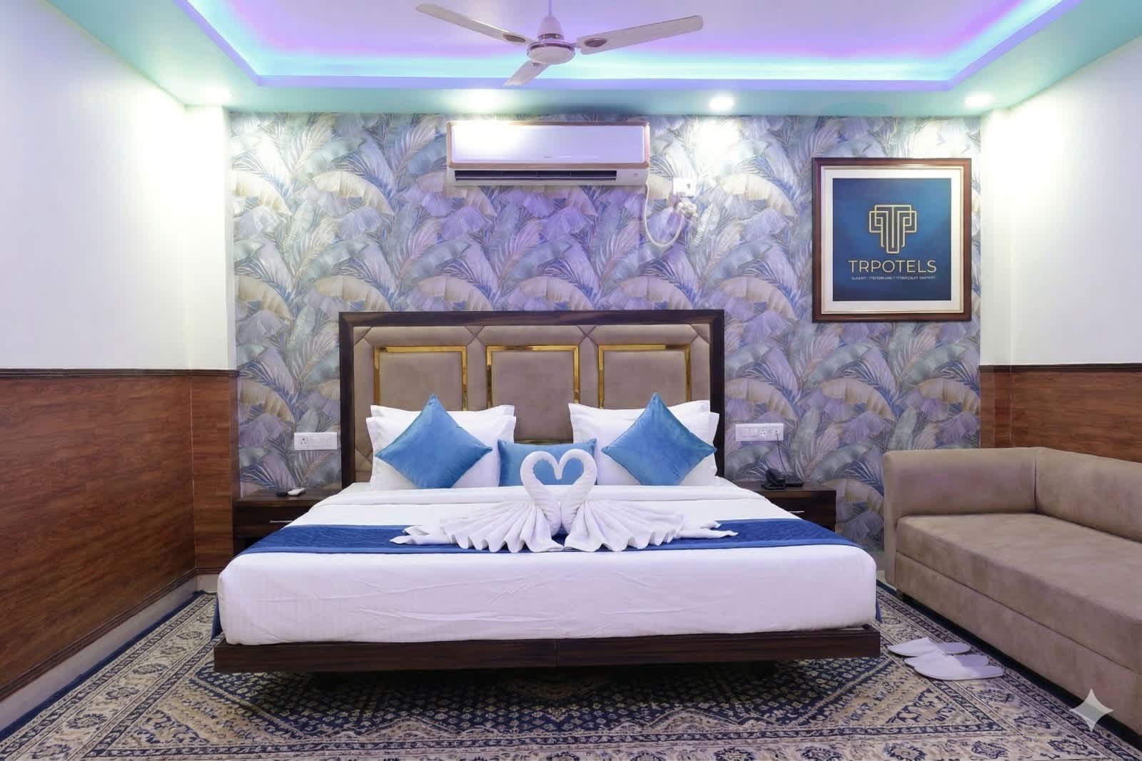 Hotel Tavooza Formely Sumangal photo 1