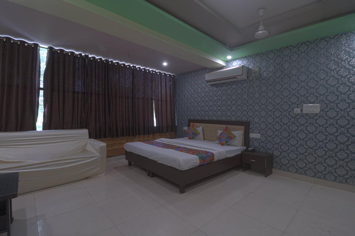 Hotel Tavooza Formely Sumangal photo 4