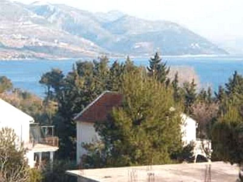 Mistral Apartments photo 3
