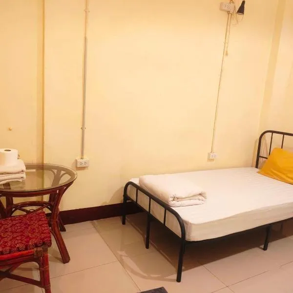 Khaosan Station Hostel photo 5