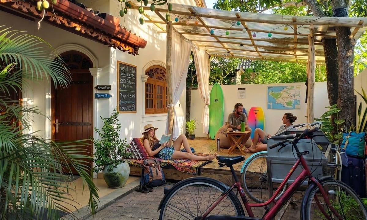 Parrot Porch Hostels photo 4