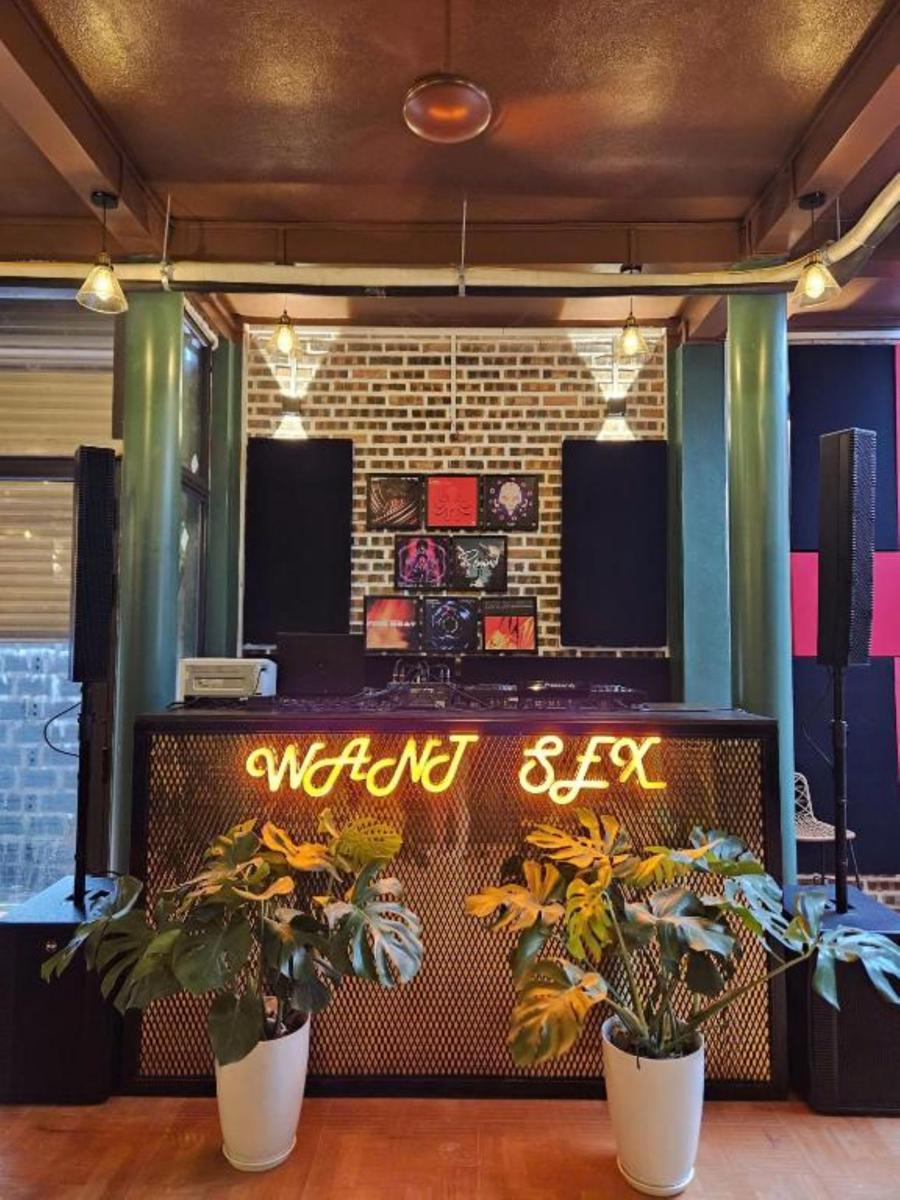 Stay Hostel & Bar photo 2