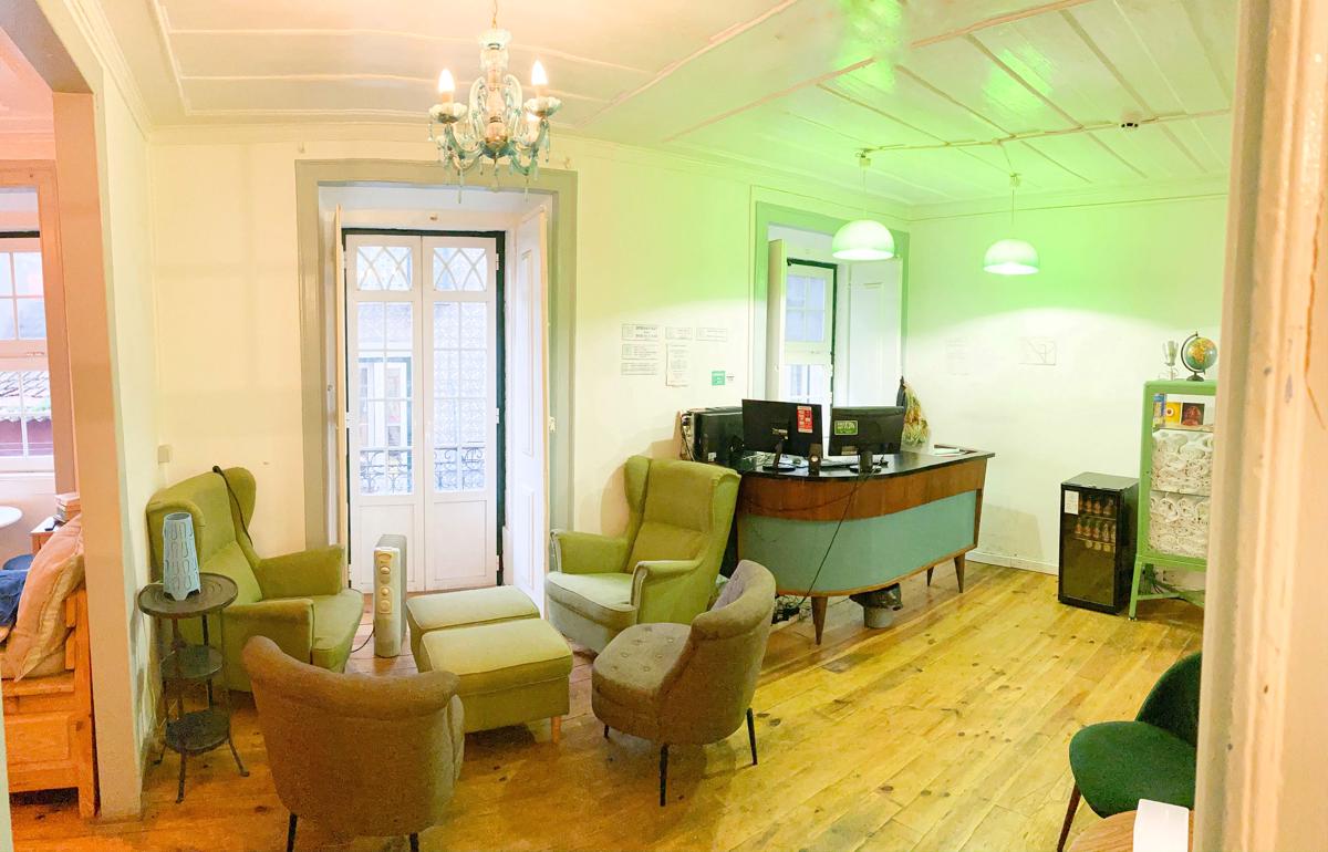 Alface Bairro Alto Hostel photo 1