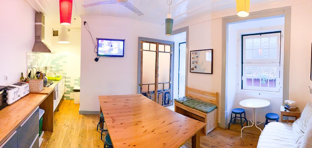 Alface Bairro Alto Hostel photo 3