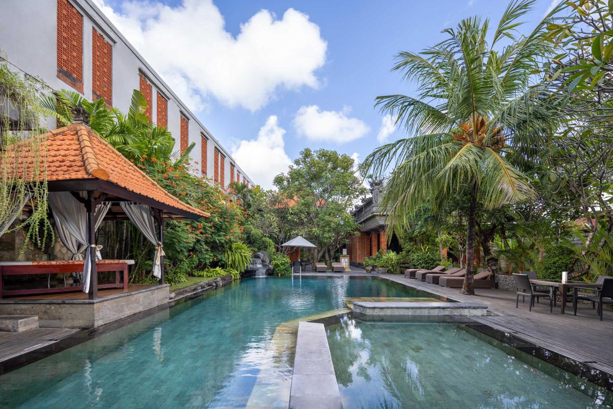 Adi Dharma Hotel Legian photo 1