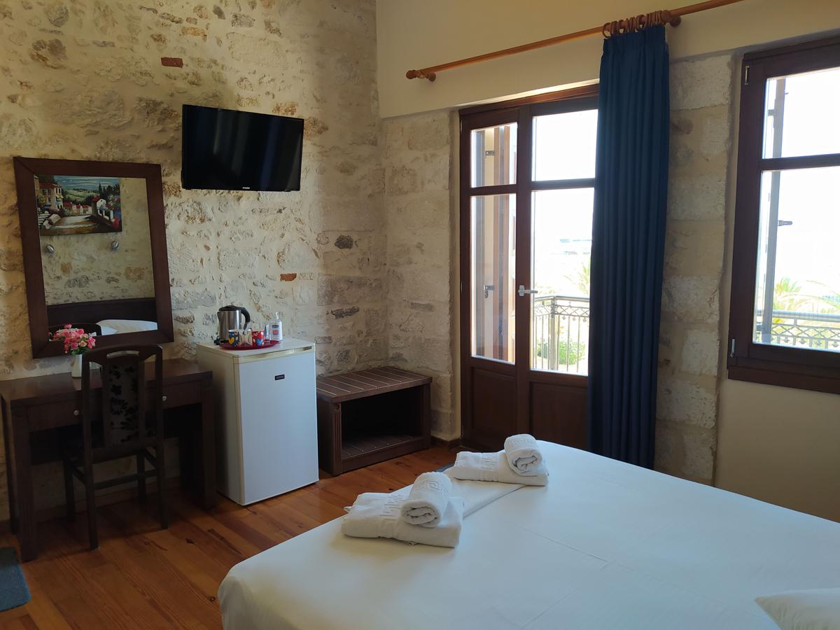 Rent Rooms The Sea-Front photo 2