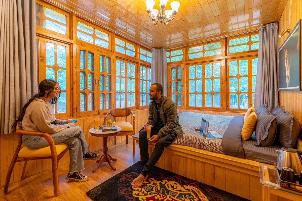 Whoopers Boutique Kasol photo 3