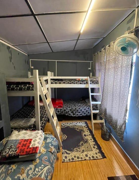 Isabella Travellers Hostel photo 3