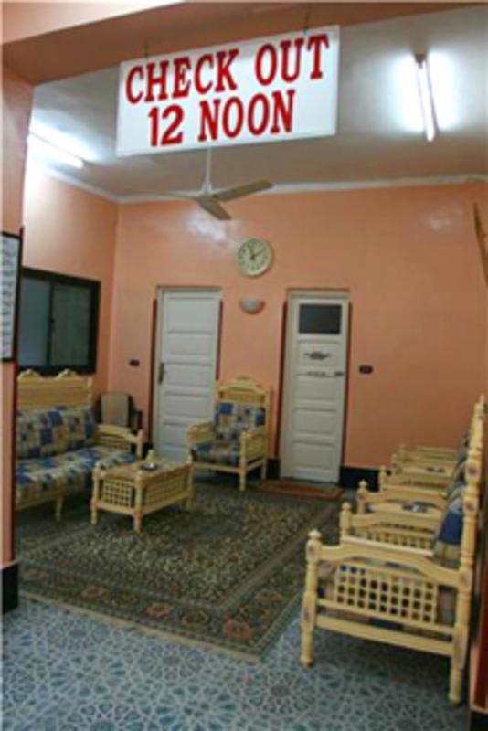 Hotel Fontana Luxor photo 5